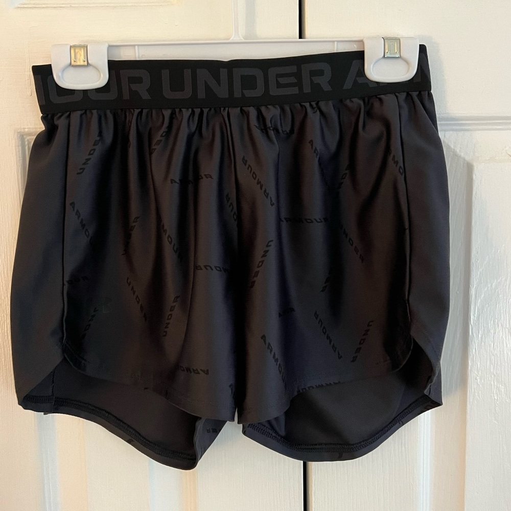 Women’s UA Shorts